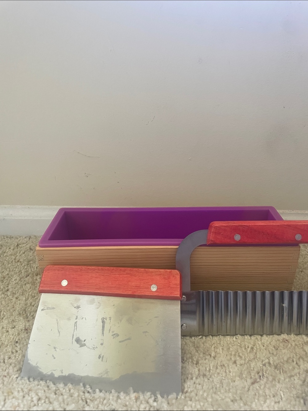 Red-Handled Crinkle Cutter soap kit tools  with soap mold